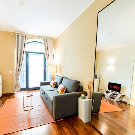 Loft With Private Garden At Navigli Apartment Milan