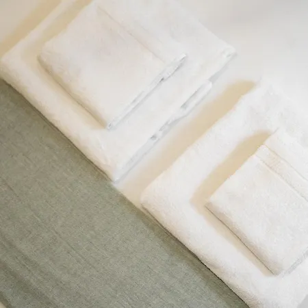 Apartment Loft With Private Garden At Navigli Milan