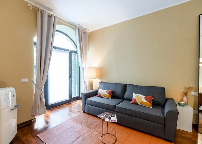 Exclusive Loft With Private Garden In Center At Navigli - 10min To Duomo شقة