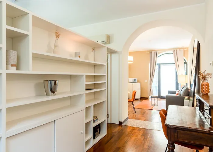 شقة Exclusive Loft With Private Garden In Center At Navigli - 10min To Duomo *