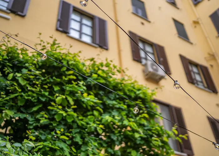 Exclusive Loft With Private Garden In Center At Navigli - 10min To Duomo شقة ميلان